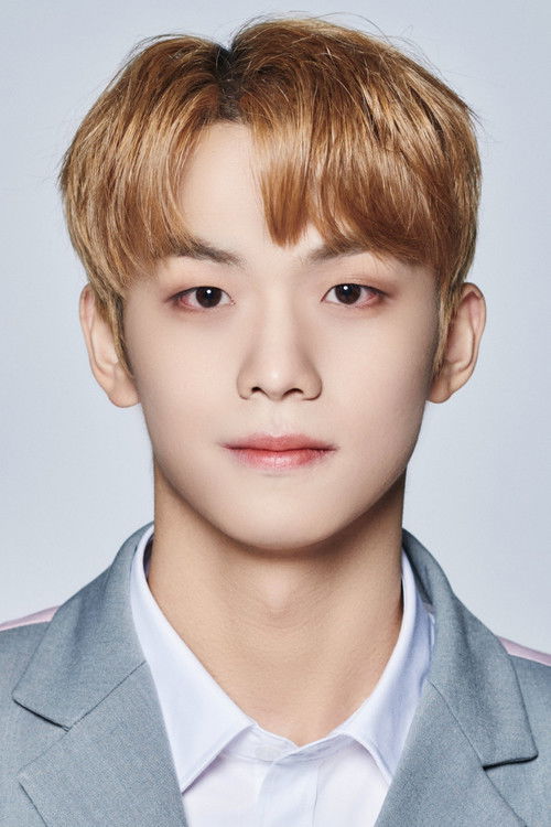 Yaron Qiu as Guan Ri-qing