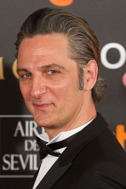 Ernesto Alterio as Antonio