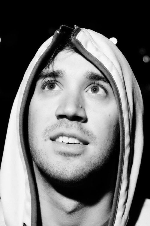 Justin Marshall Elias as Bob