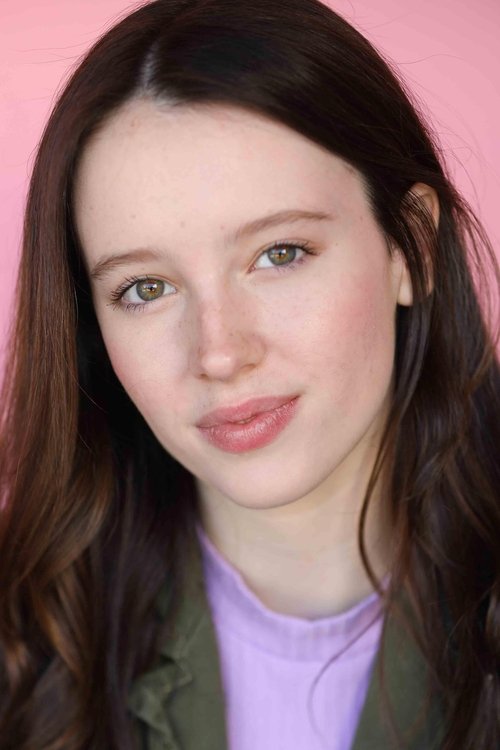 Hannah Devlin as Sophie