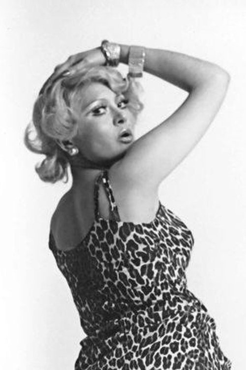 Claudia Tate as Doctora