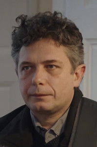 Paul Moulin as Le père de Mimi