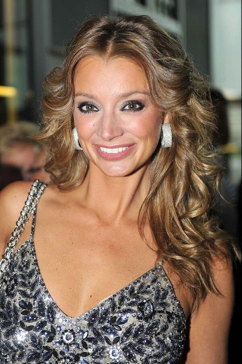 Véronique De Kock as Mummie