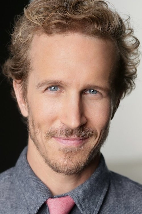 Bram Barouh as Bradshaw