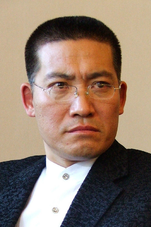 Xu Fengnian as Professor Lin