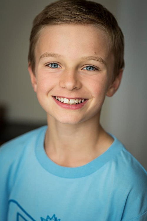 Harry Sills as Bully