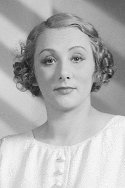 Ruth Stevens as Fru Bergendal