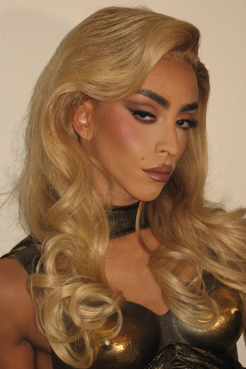 Bilal Hassani as Steevy Shady