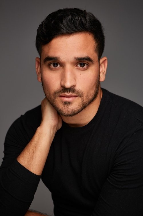 Martín Velásquez as Sergio Salazar