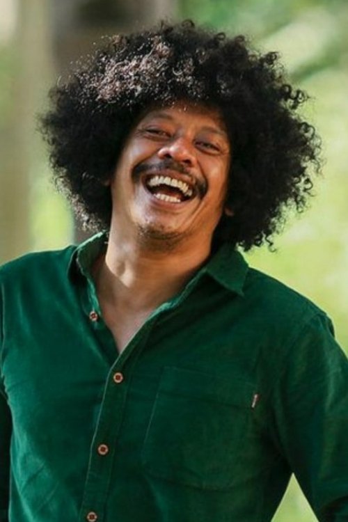 Edi Brokoli as Deni / Boyek