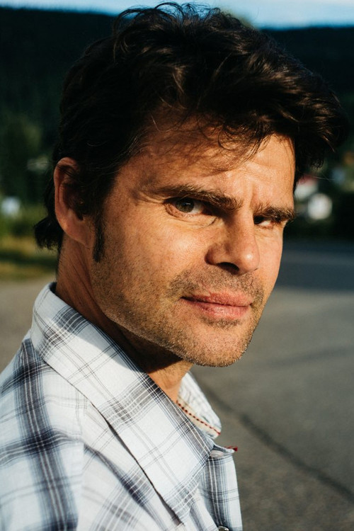 O. Corbin Saleken as Len