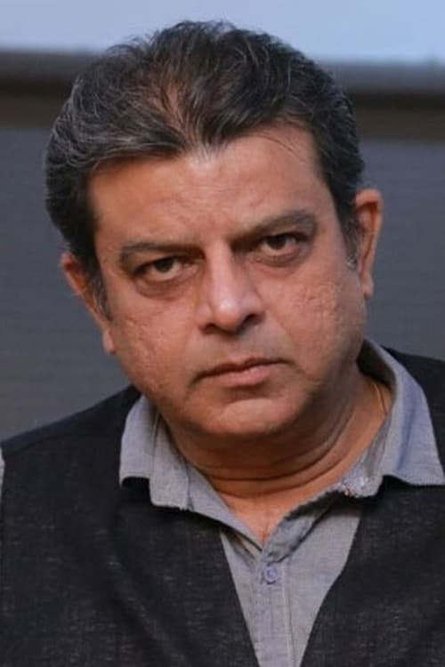 Vinay Varma as Sadik Hassan