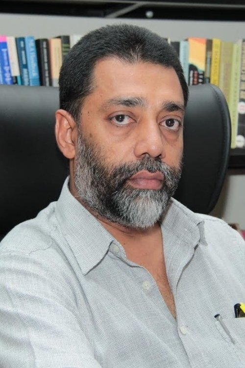 Saumya Liyanage as Thug 2