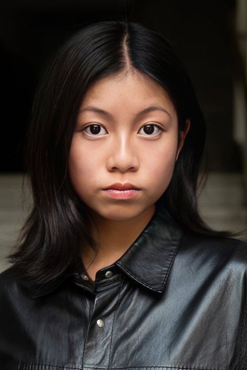 Phiphi Sarah as Alice