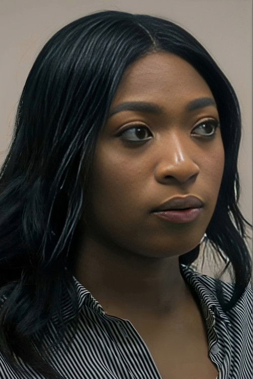 Tori Garmon as Cammy Deveraux