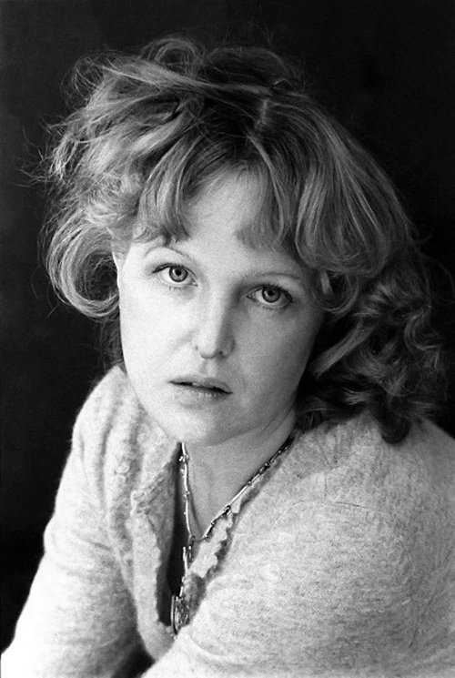 Yelena Solovey as Olya