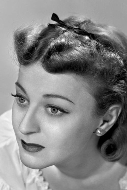 Peg La Centra as Night Club Singer