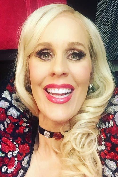 Georgie Bernasek as Showgirl