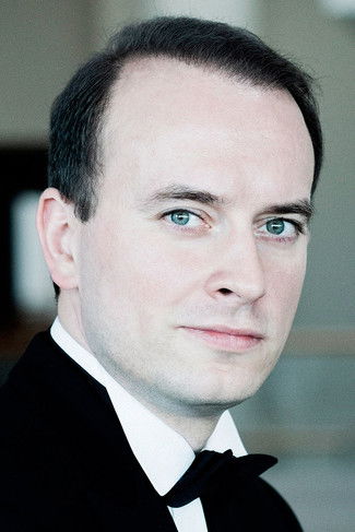 Daniel Behle as Walther von der Vogelweide