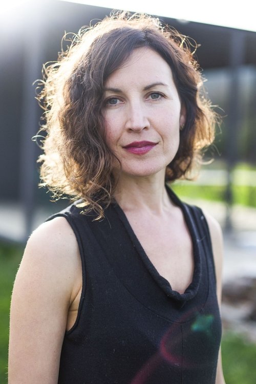 Aria Alpert Adjani as Kasey