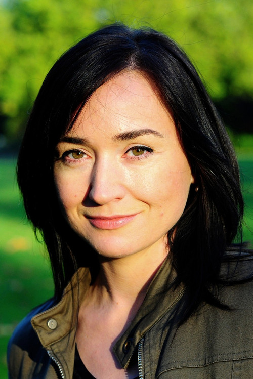 Kristina Erdely as Helen