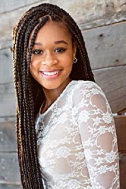 LeAire George as Snotty Girl