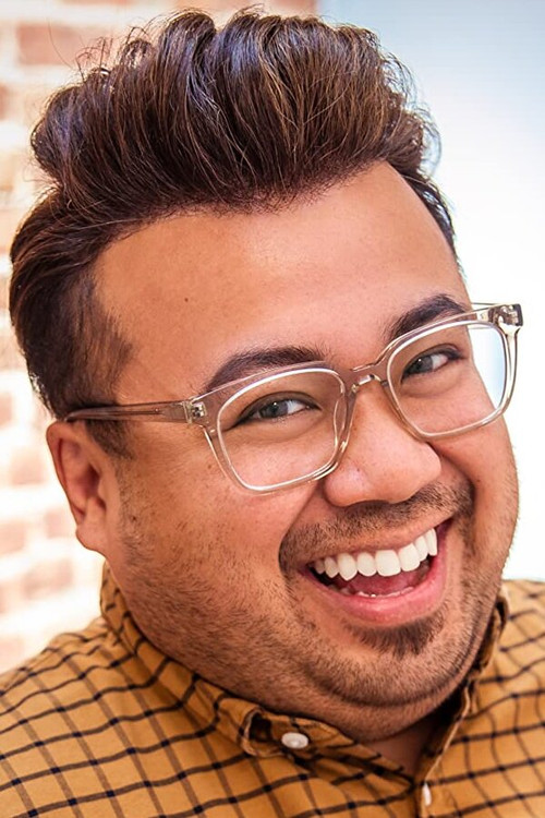 Don Darryl Rivera as Travis / Short Shark Gangster (voice)