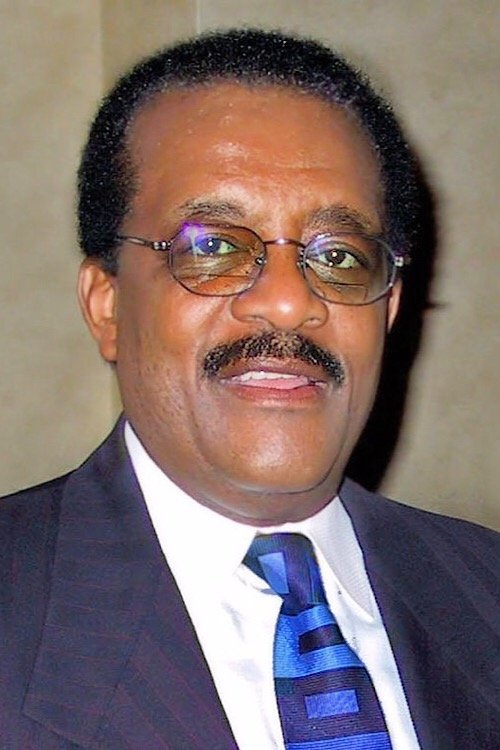 Johnnie Cochran as Himself