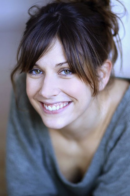 Carine Ribert as Blanche Dumont