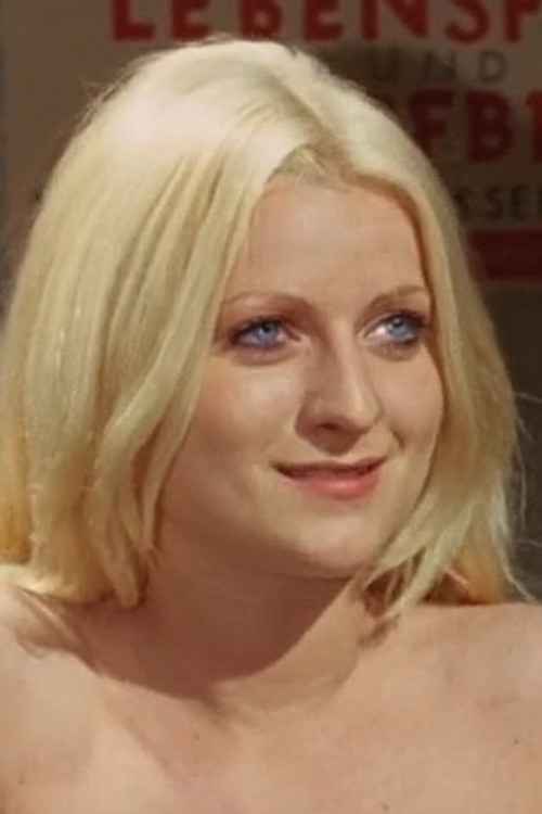 Evelyn Raess as Dagmar