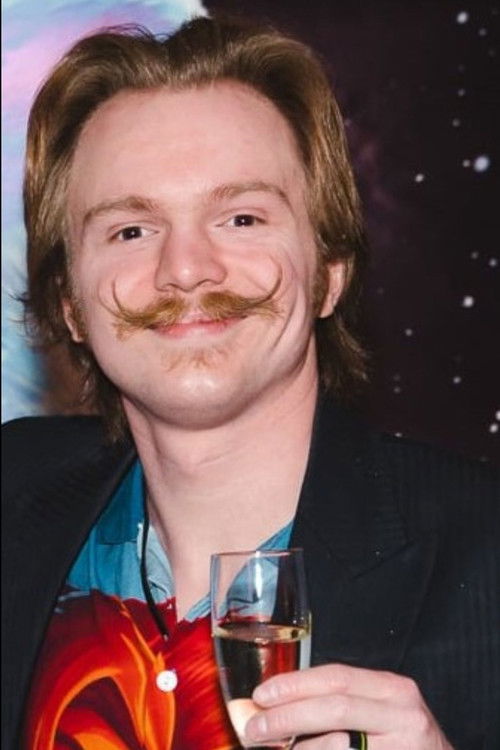 Roger Kvinnesland as Resepsjonist