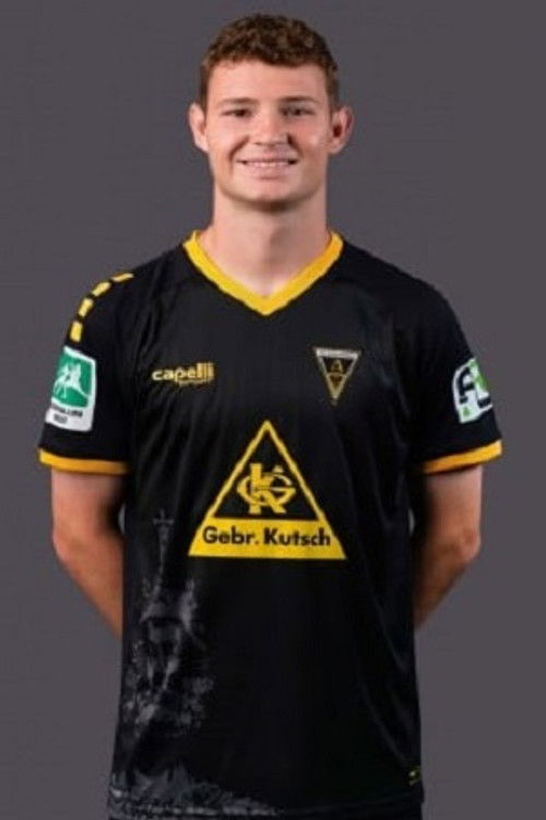 Julian Schwermann as Julian Schwermann