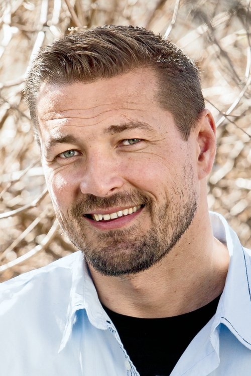 Petr Jákl as Kolya