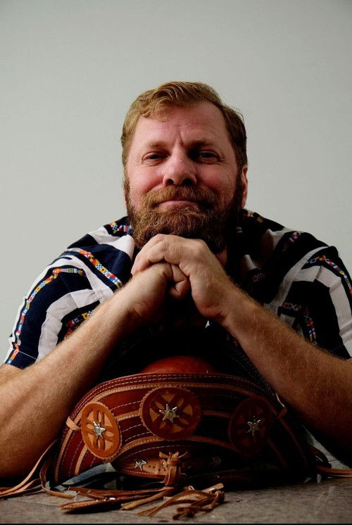 Toinho Melo as Miguel