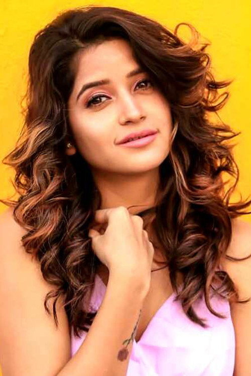 Mayuri Kapadane as Arpita "Appu" Jahagirdar Deshmukh