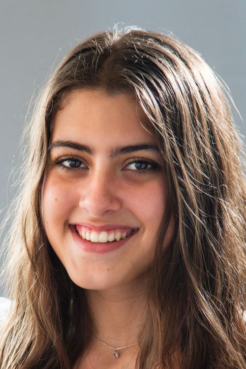 Karam Taher as Farha