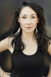 Reneltta Arluk as Aputik