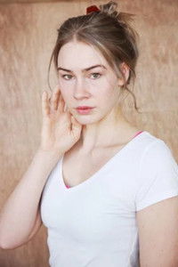 Maria Radomski as Lisa