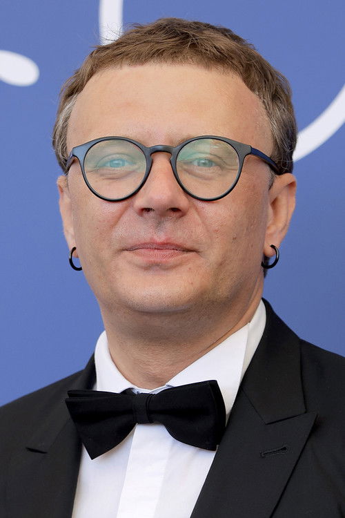 Denys Ivanov as Self (the expert)