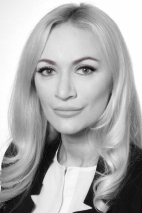 Elena Gruschka as Flüchtige