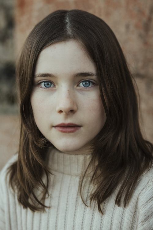 Catherine Clinch as Daughter