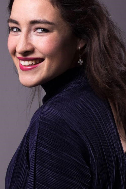 Samantha Luque as Mónica