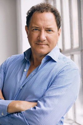 Kevin McCollum as Self