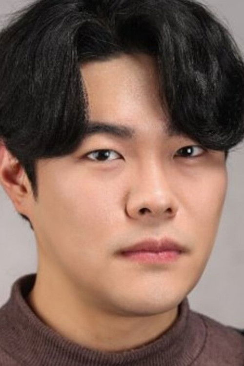 Park Jong-Hun as Yeong Hoon