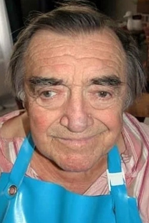 Eugène Berthier as M. Benoît