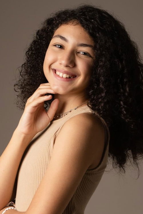 Lara Moura as Duda (13 Years)