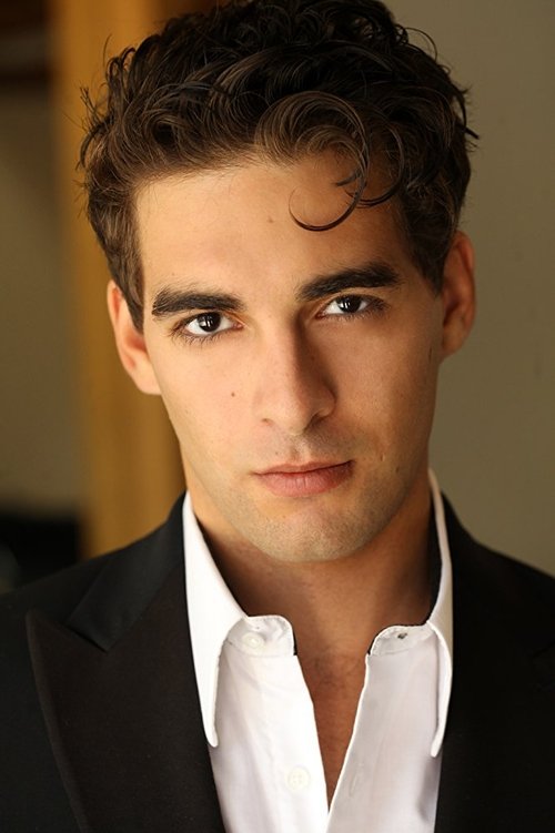 Vic Bagratuni as Leon Visconti