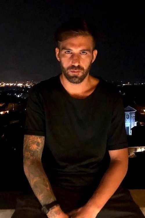 Pier Casazza as Salvatore Reale