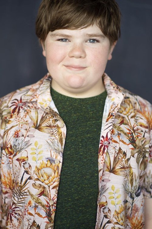 Luc Barrett as Young Boy