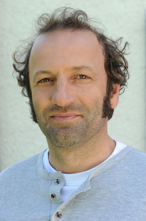 Max Schmidt as Jakob Brenner